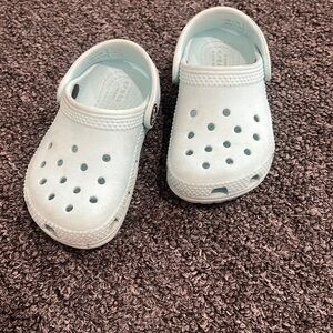Size 7 Crocs